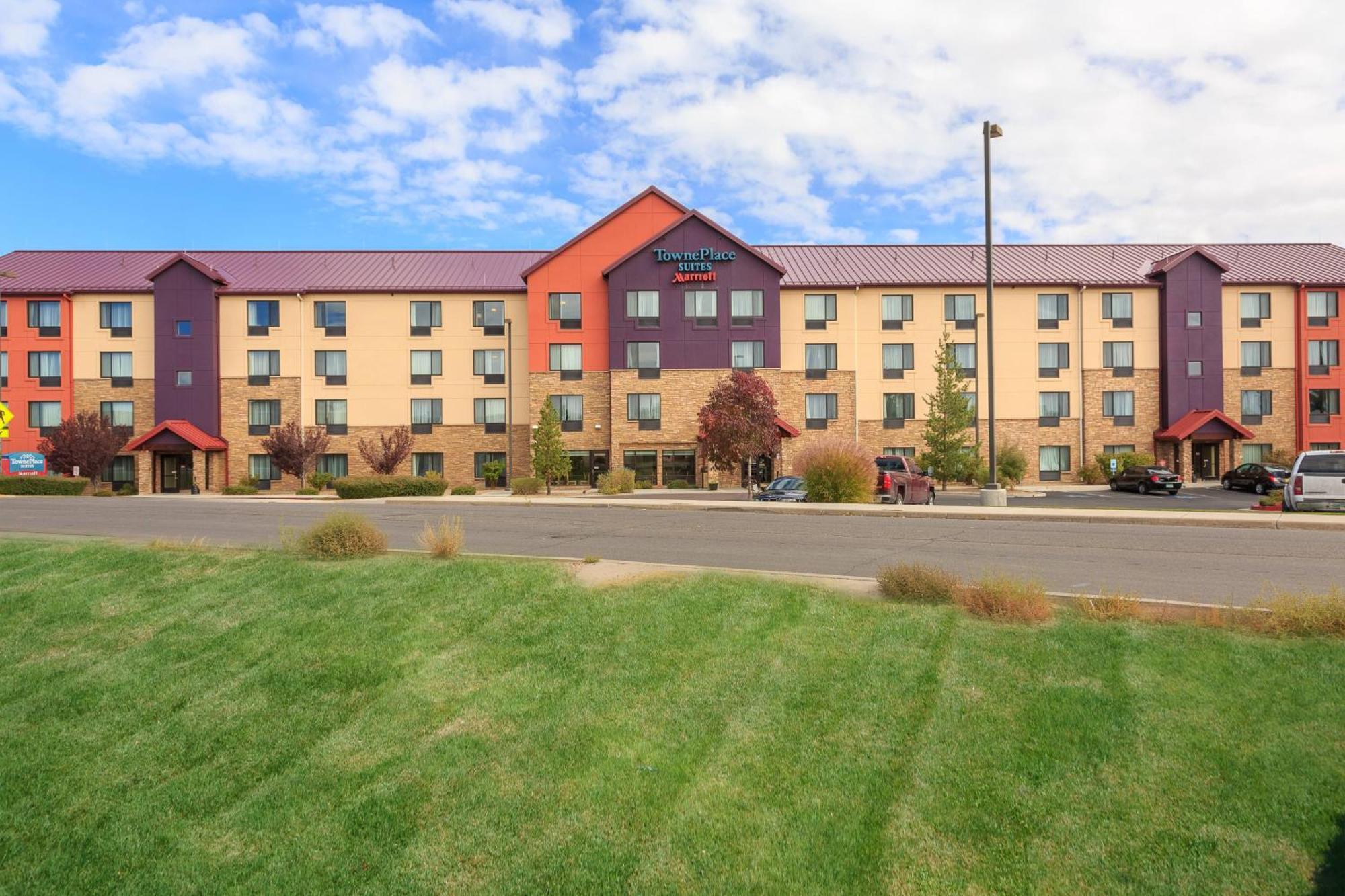 Towneplace Suites Farmington Exterior photo